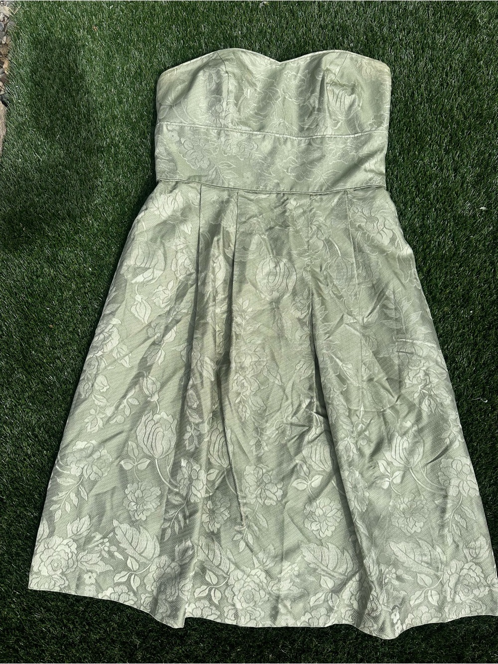 🌿 Ann Taylor 100% Silk Sage Green Dress